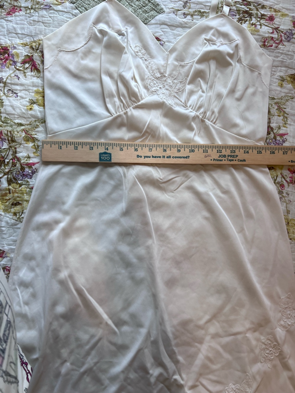 VTG Ivory White Full Slip Dress Floral Lace Embroidered Scallop Medium - Picture 9 of 13